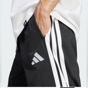 Adidas Men's 3 Stripes Essentials Joggers Track Pants NWT